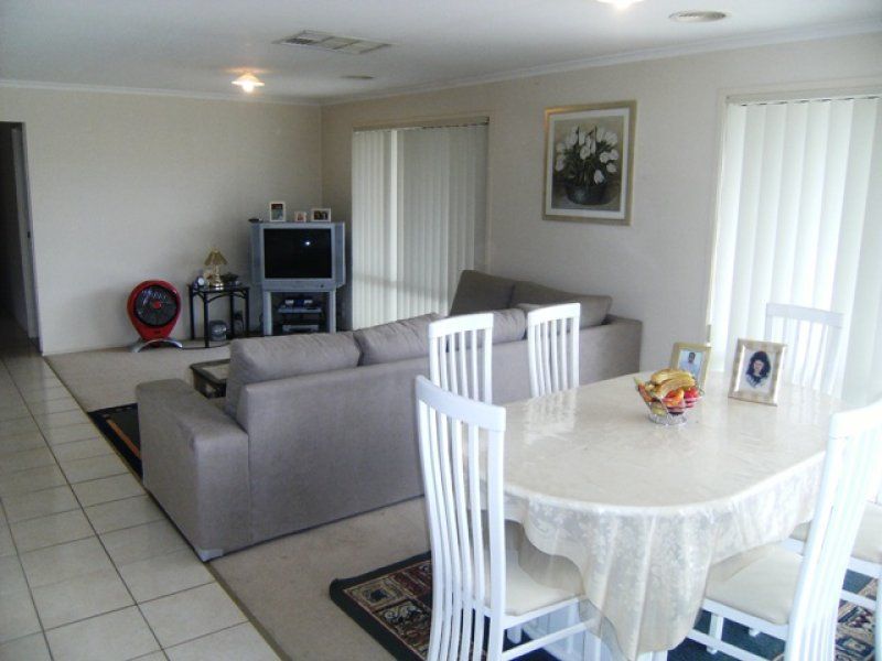 10 Klim Place, Burnside - Thumbnail 4