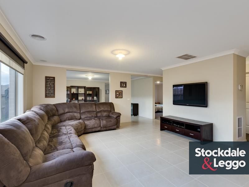 93 Brinkhill Drive MERNDA, Mernda - Thumbnail 4