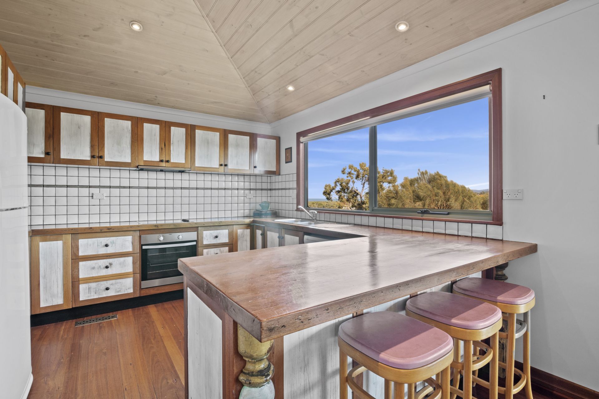 Real Estate For Sale 3 Brent Avenue Aireys Inlet , VIC