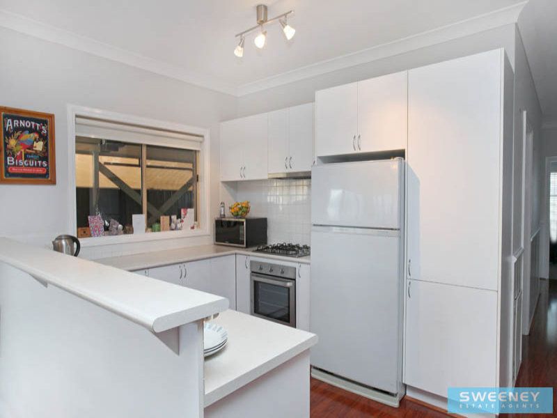 4 Gill Place, Caroline Springs - Thumbnail 5