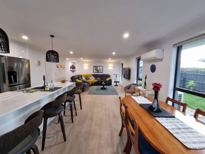 3
 
 
 
  
 
 
 2
 
 
 
  
 
 
 3
 
 
 
 
 
 
 
 6 Hudson Court, Shearwater TAS 7307, Shearwater - Thumbnail 5