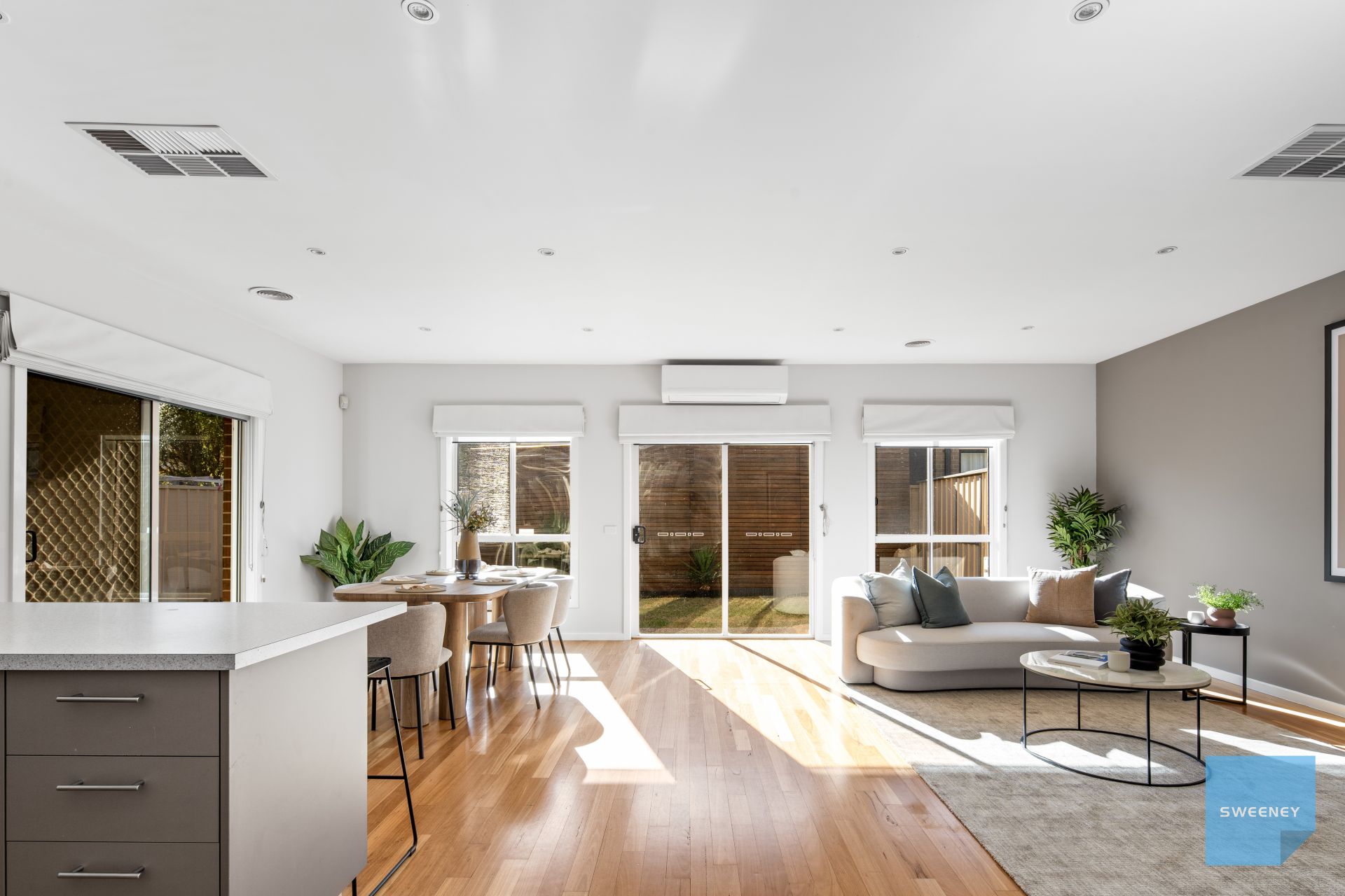 20 Hawthorn Way, Caroline Springs - Thumbnail 4