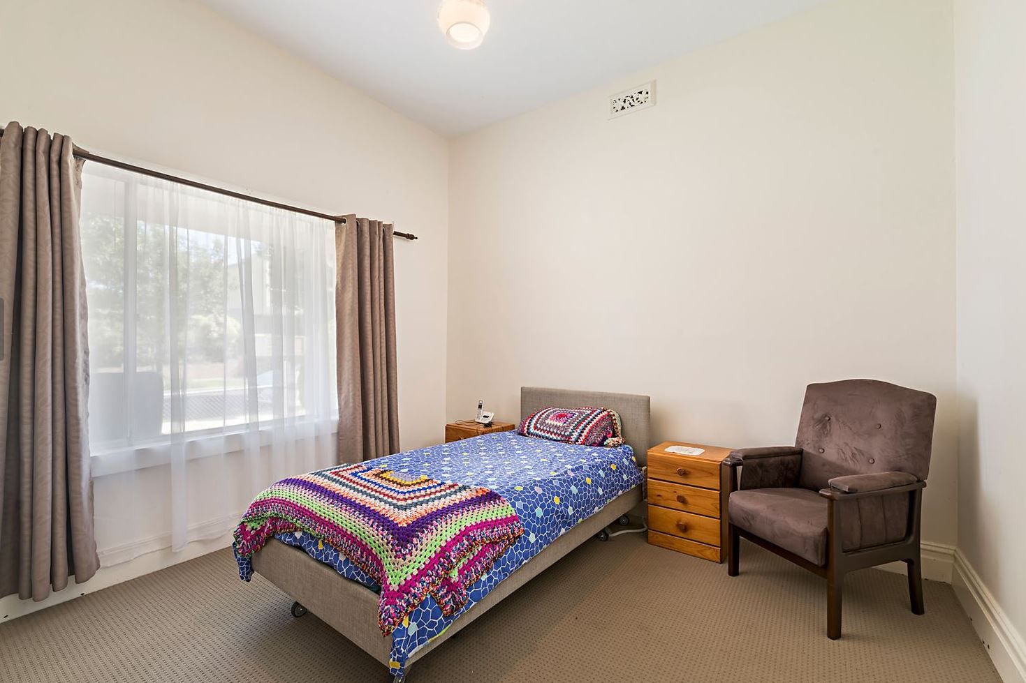COMFORTABLE LIVING IN PRESTON CENTRAL