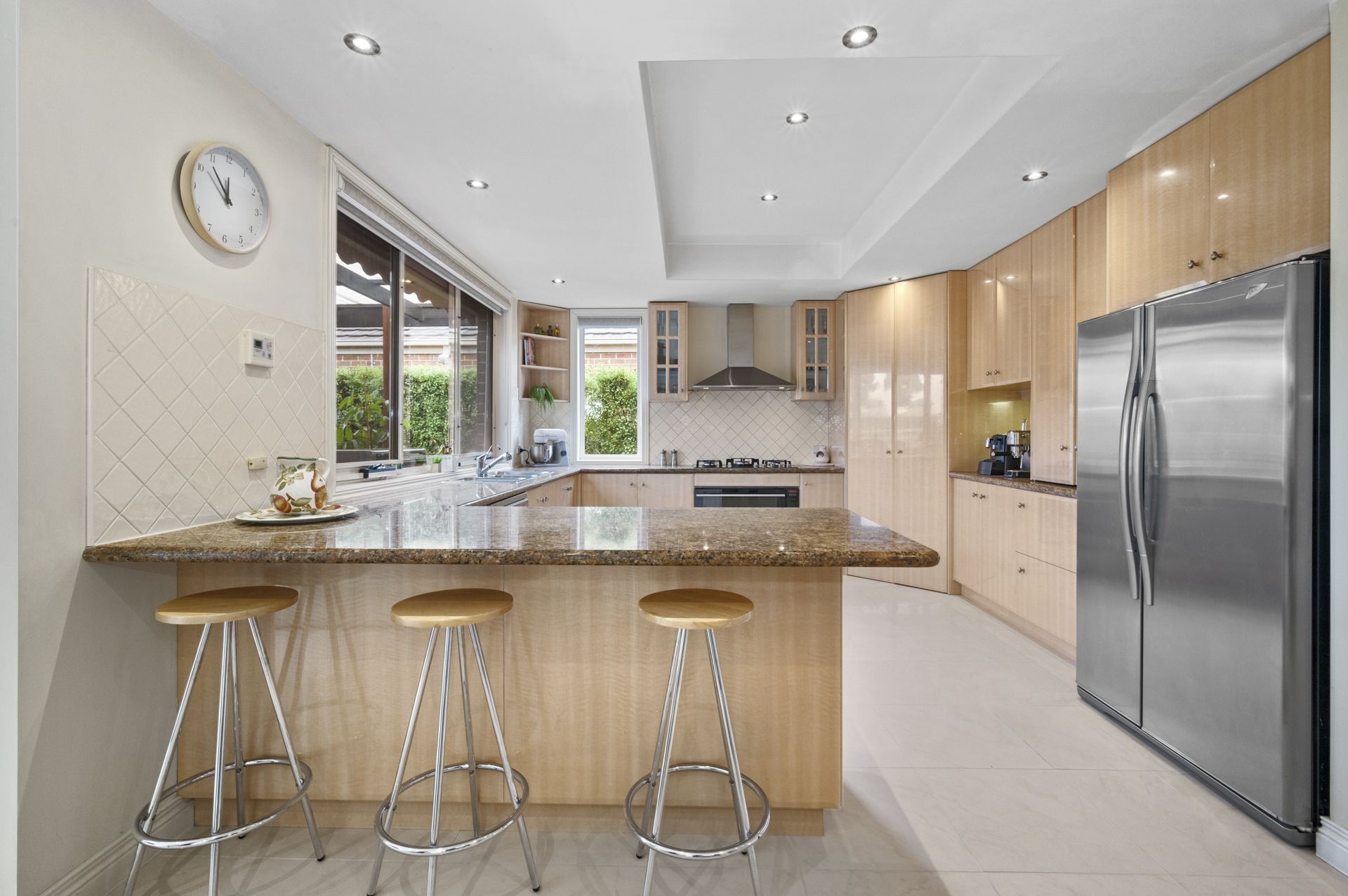 IMPRESSIVE FAMILY HOME WITH PRICELESS VIEWS