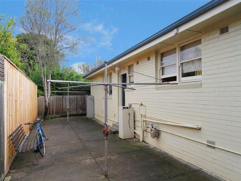 COSY.CONVENIENT.THORNBURY.