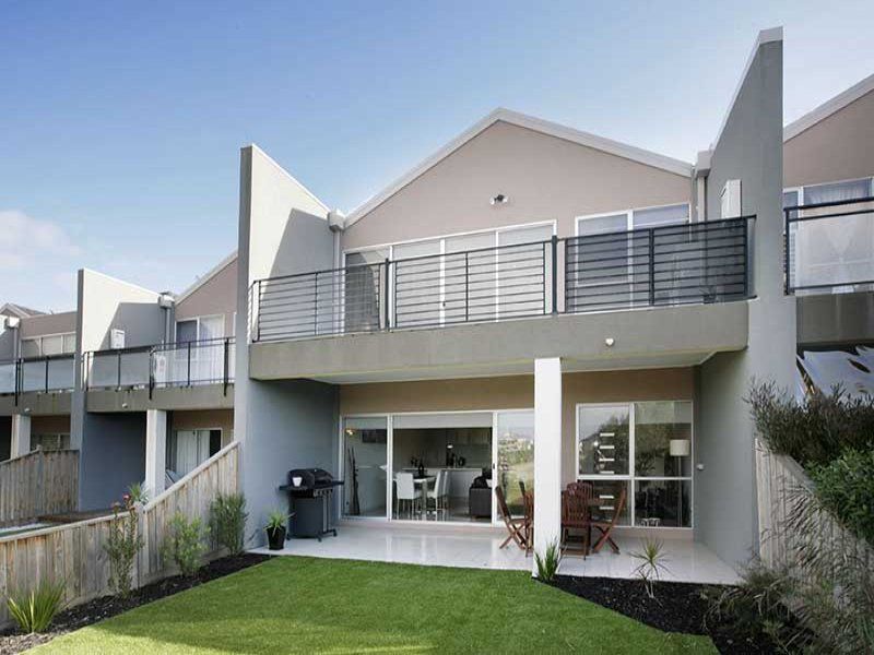 4/110 Sanctuary lakes Nth boulevard, Sanctuary Lakes - Thumbnail 2