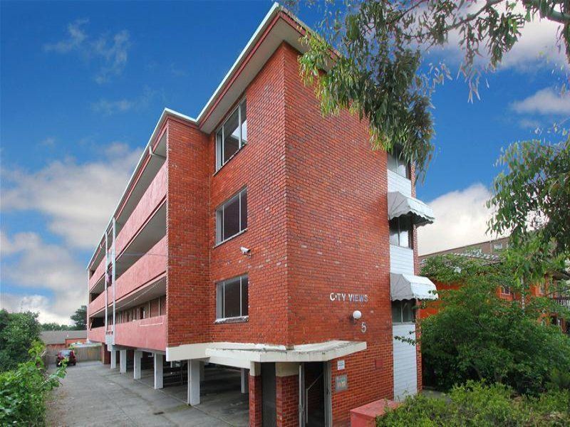 3/5 Cooma Street, Preston