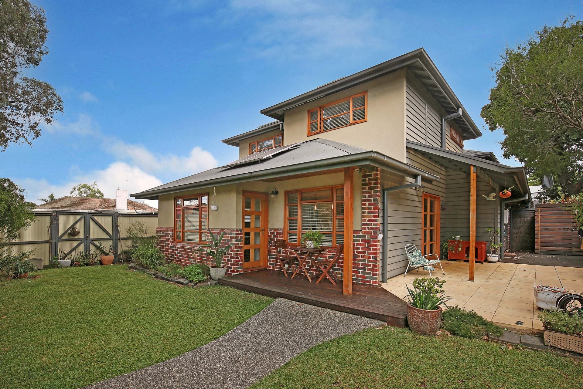 A place to call home! 2 bed 2 Bath!