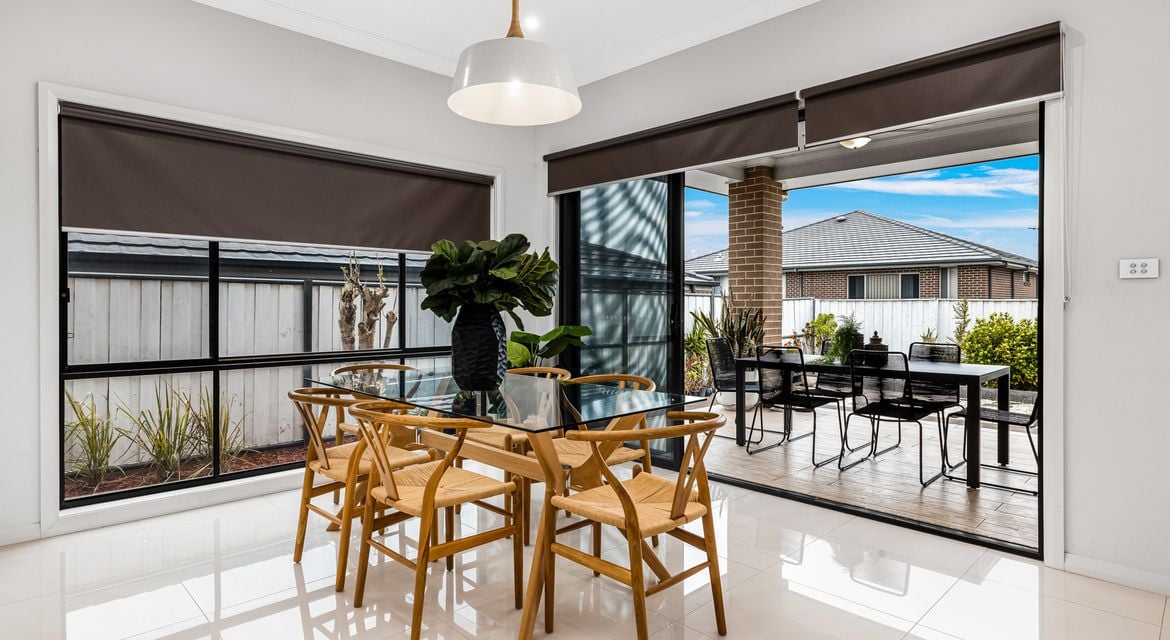 Colebee 43 Oakhill Crescent