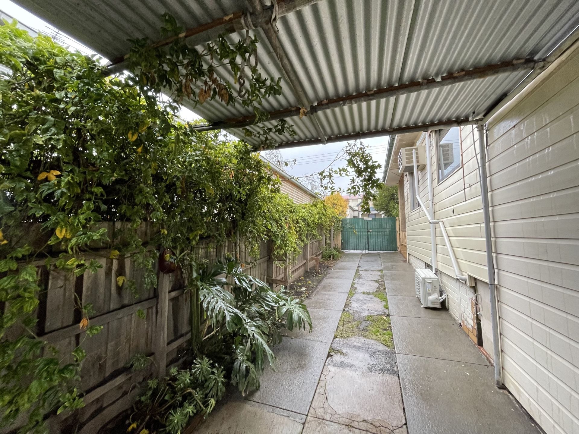 Spacious Three-Bedroom On The Border of Thornbury