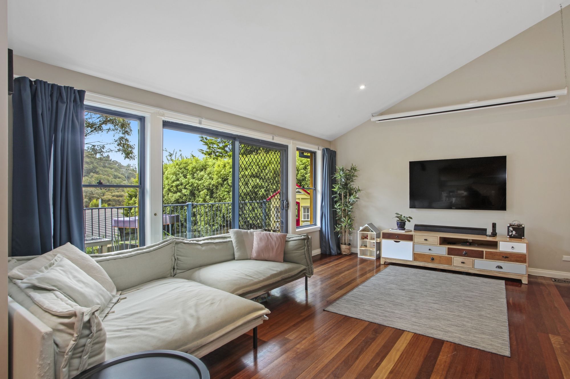 5 Hester Place Leura 2780