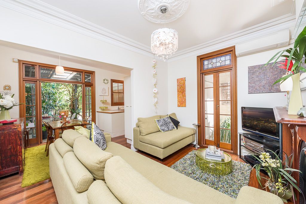 SOLD - A Leafy Sanctuary of Privacy and Style