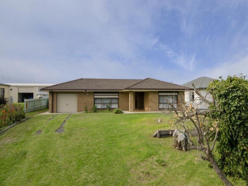 33 Foster Street BEACHPORT SA, Beachport - Thumbnail 4