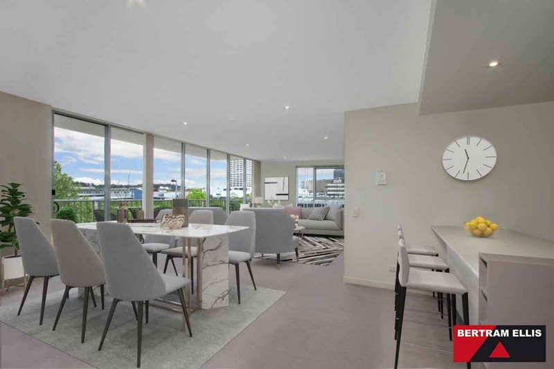 21/98  Corinna Street, Phillip - Thumbnail 2