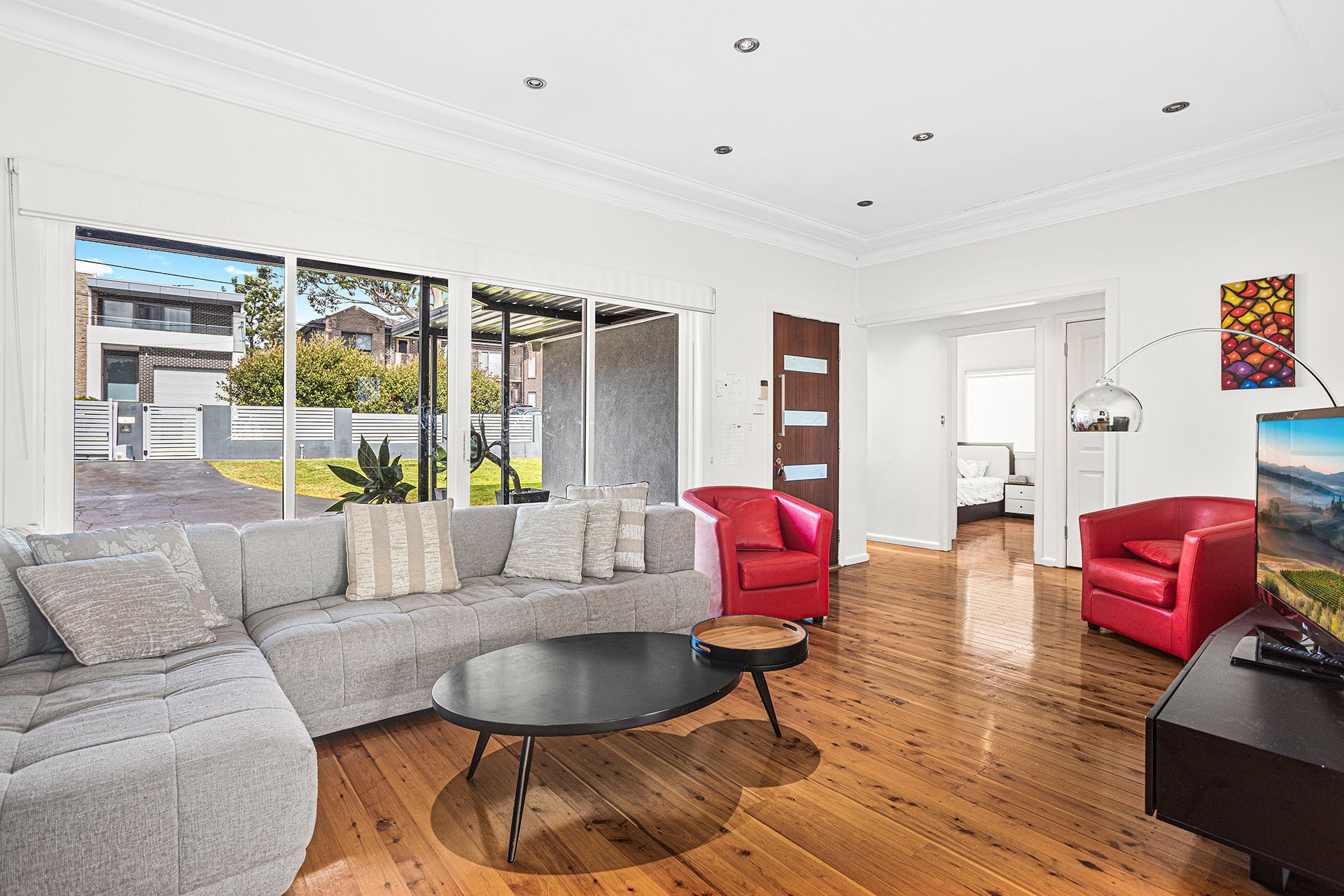4 Enoggera Road Beverly Hills NSW, Beverly Hills - Thumbnail 3