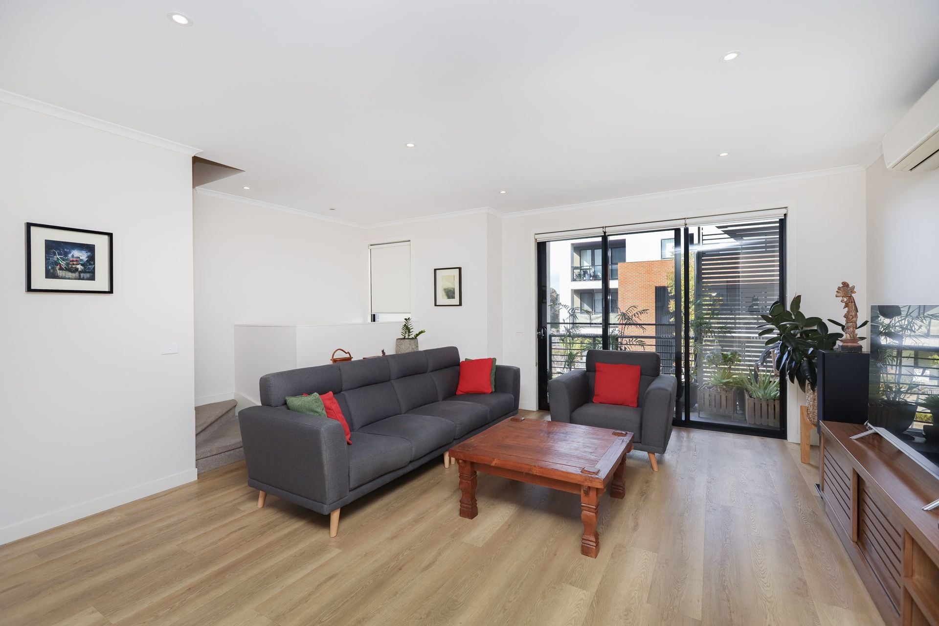 47 Beaurepaire Parade Footscray VIC, Footscray - Thumbnail 5