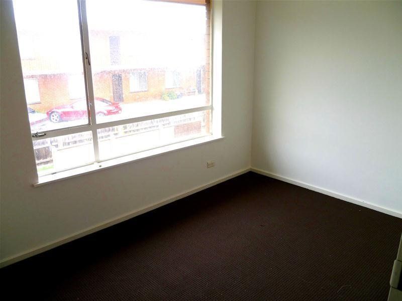 One Bedroom Apartment In Trendy Location