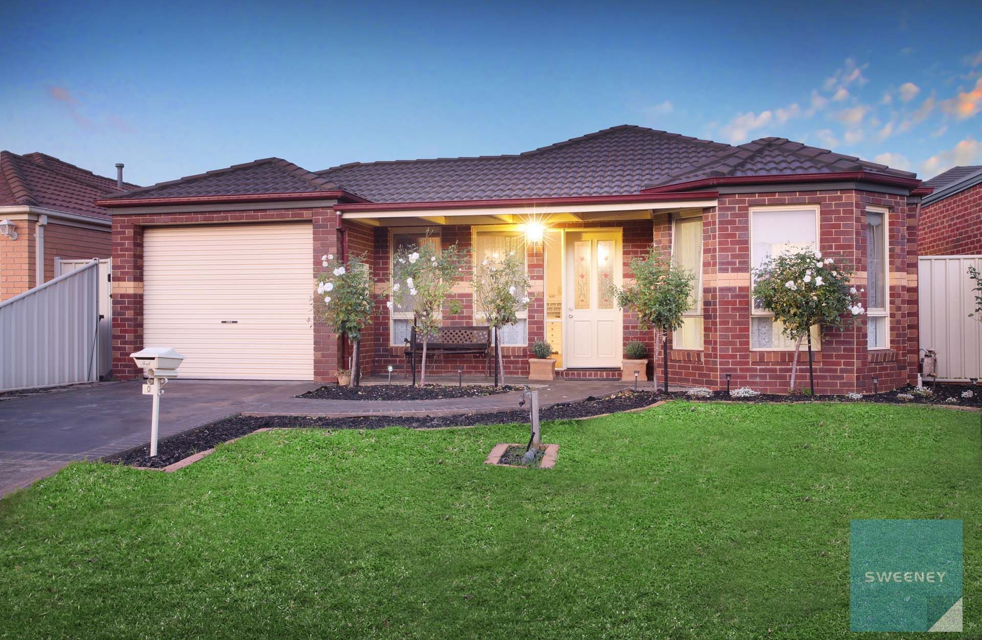 10 Otway Green, Caroline Springs - Thumbnail 2