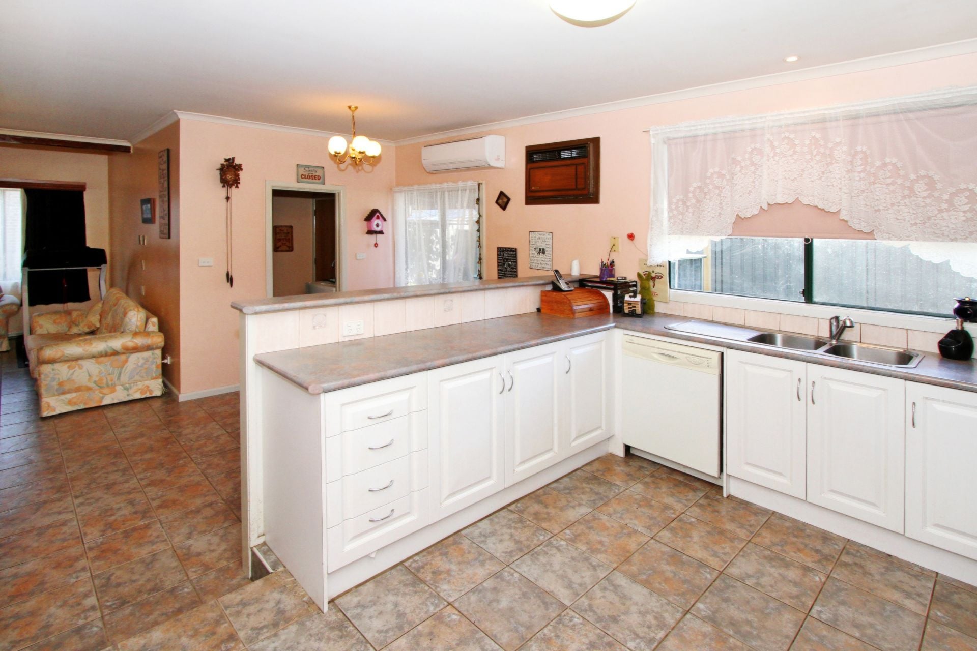 4 Bedrooms With Potential And Promise