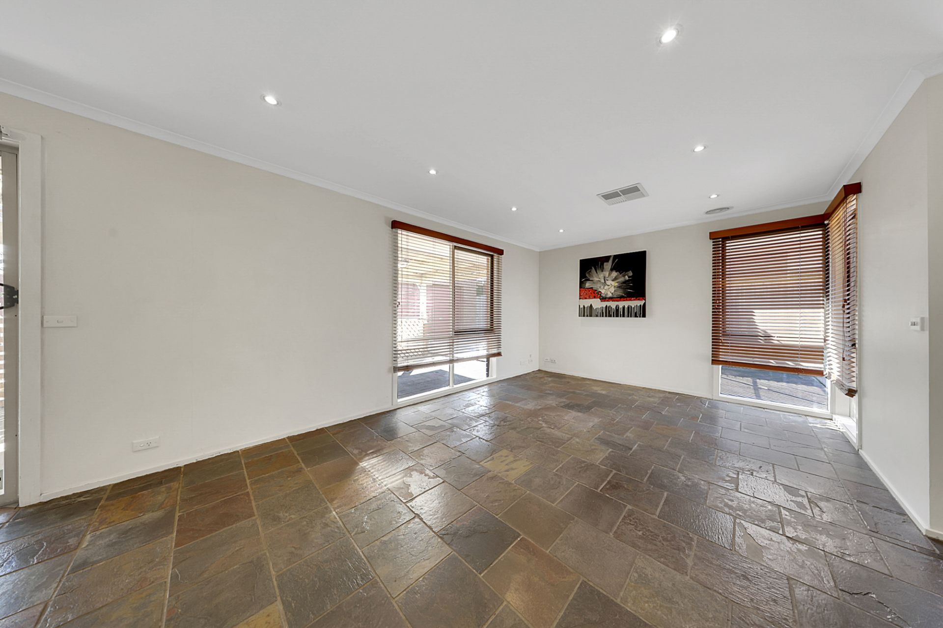 PRESENTABLE FAMILY HOME
