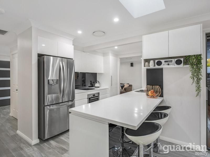 18 Mawarra  Crescent, Kellyville - Thumbnail 3