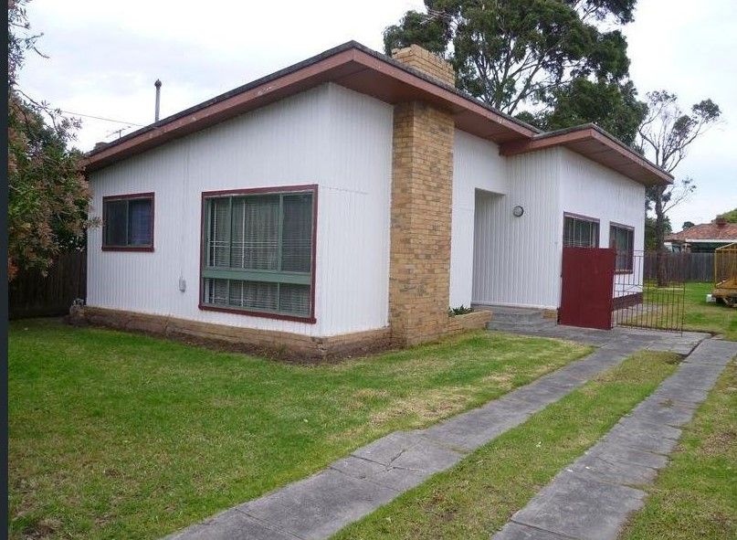 Neat & Tidy Three Bedroom Home