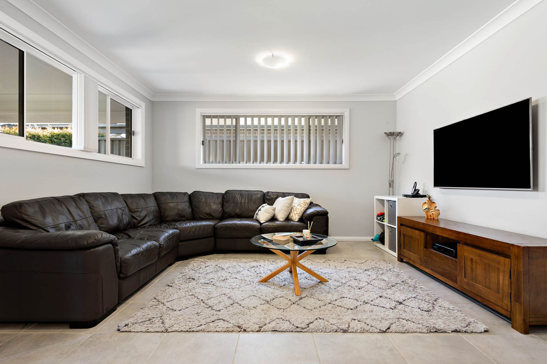 Real Estate For Sale 16 Geddes Street Spring Farm , NSW