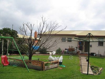 10 Iluka Avenue, EAST DEVONPORT, East Devonport - Thumbnail 3