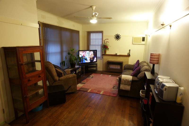 13 Snowden Street Wodonga VIC, Wodonga - Thumbnail 2