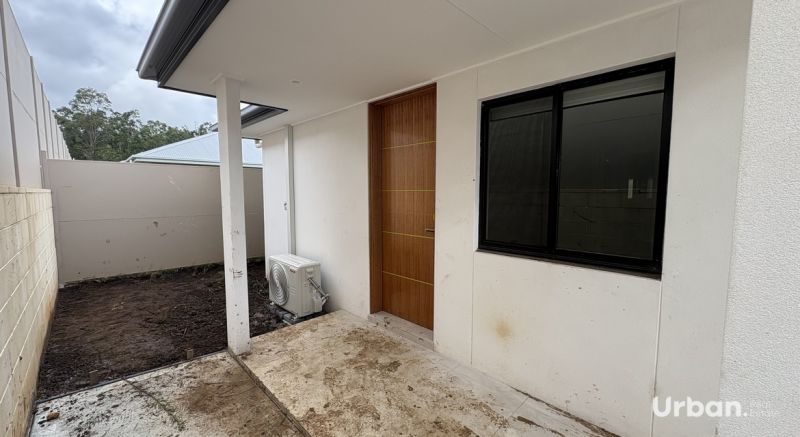 10a Pankhurst Avenue