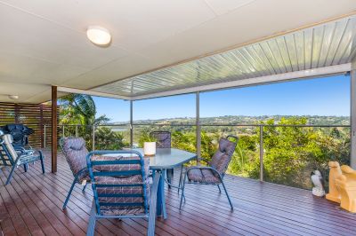 Dual Living with Super Ocean, Broadwater & Hinterland Views!