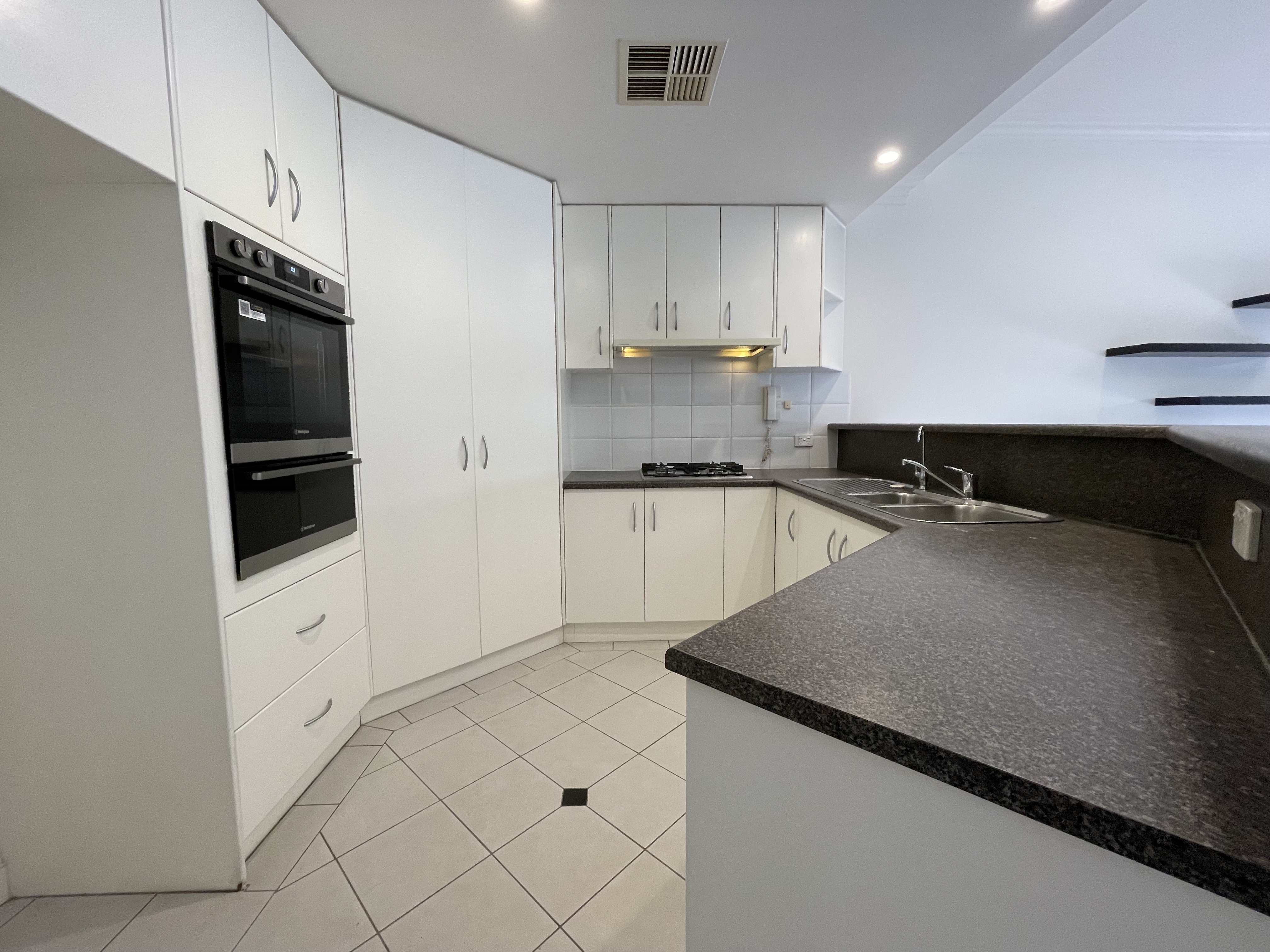 172 Mackinnon Parade North Adelaide 5006