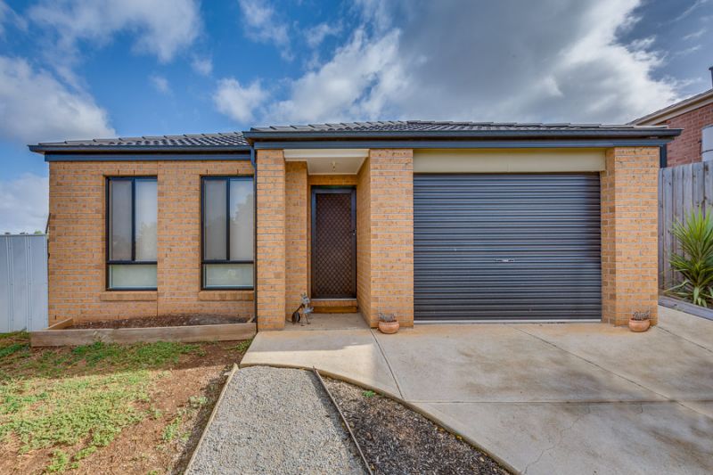 6 Tenth Mews, Bacchus Marsh - Thumbnail 2