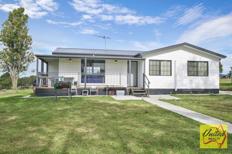 Oakdale United Realty