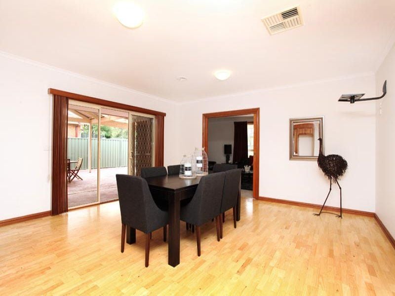 8 Northampton Crescent, Caroline Springs - Thumbnail 5