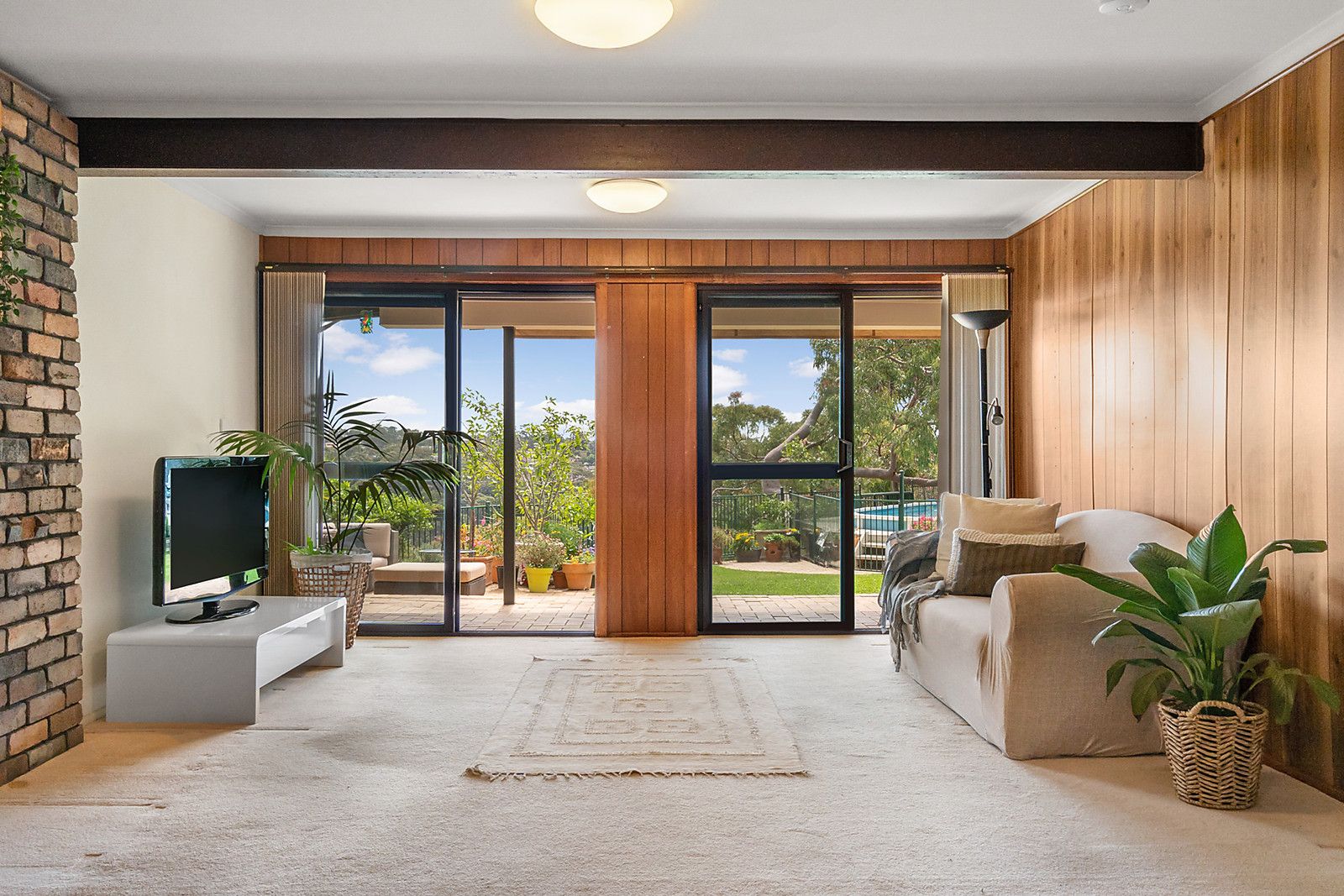 Real Estate For Sale 18 Karuah Place Engadine , NSW