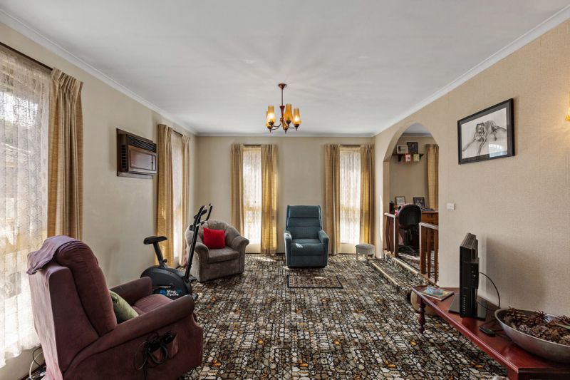 36 Powlett Street, Altona Meadows - Thumbnail 4