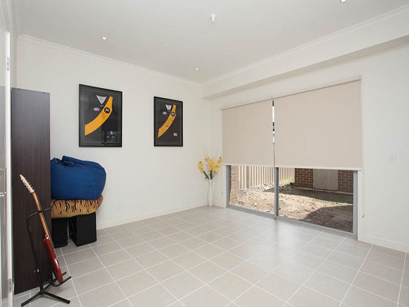7 Drusilla Place, Caroline Springs - Thumbnail 6