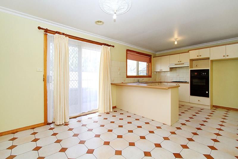$320- $340 LOOKING FOR GREAT TENANTS