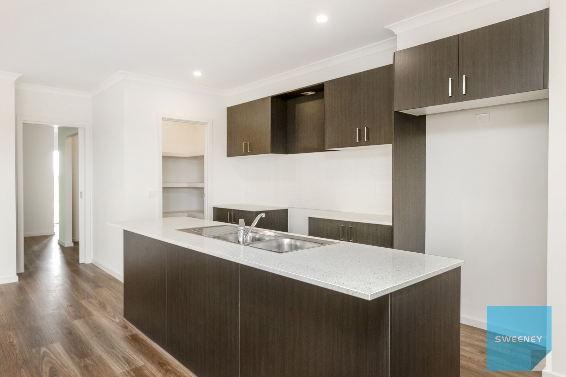 22 Broom Road, Aintree - Thumbnail 5