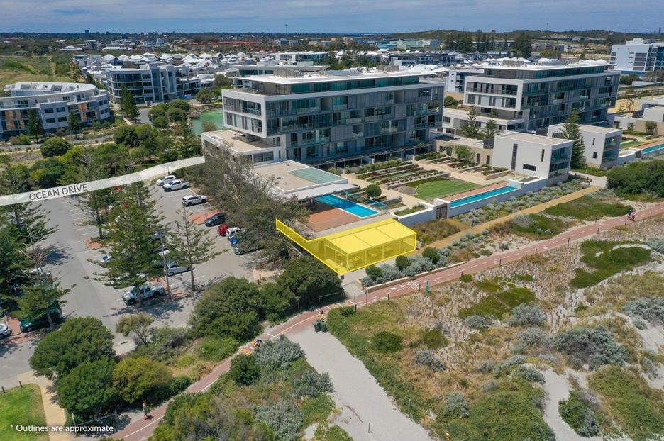 Real Estate For Commercial Sale 21 Ocean Drive North Coogee , WA