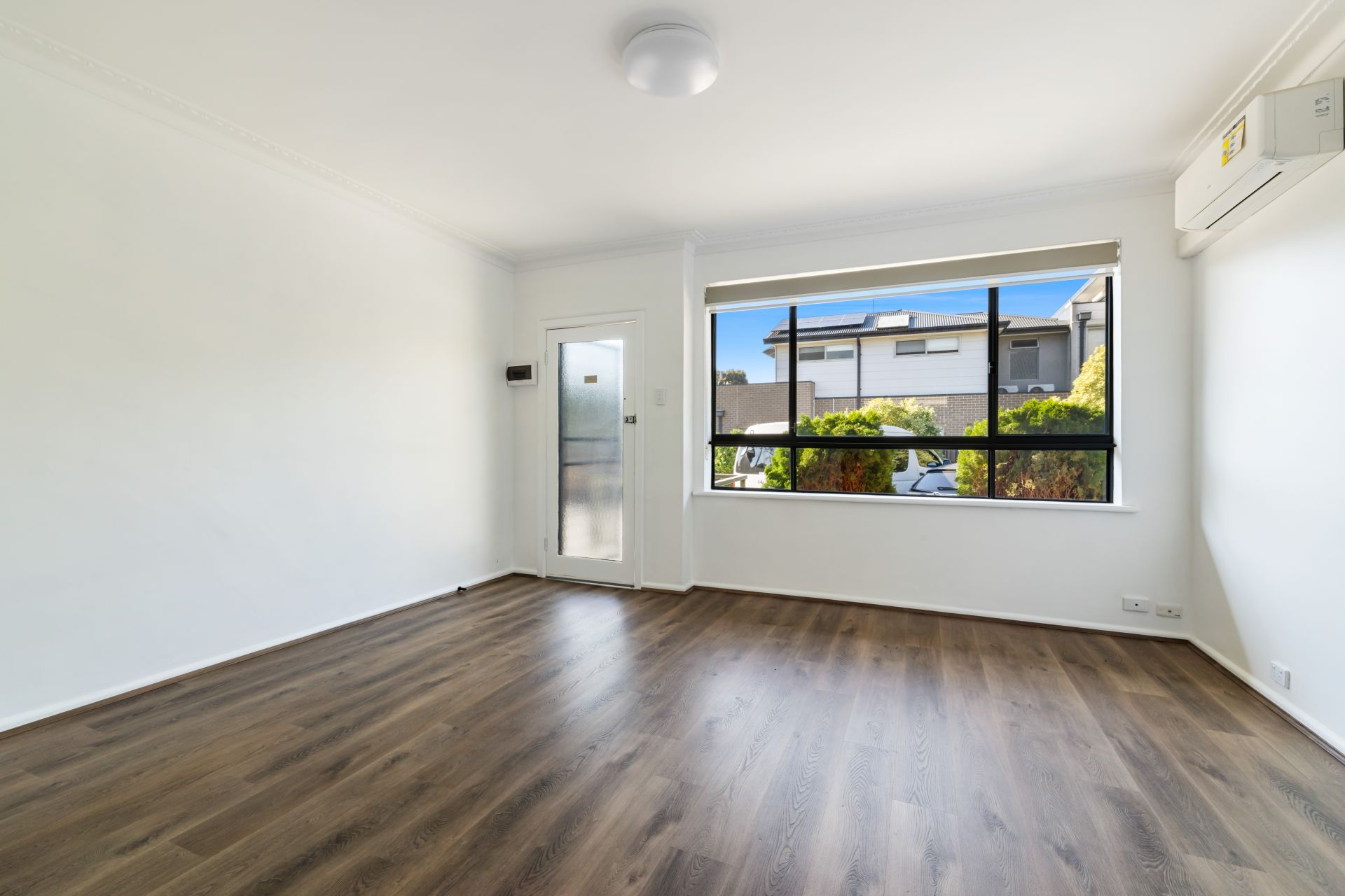 Stunning Renovated Apartment