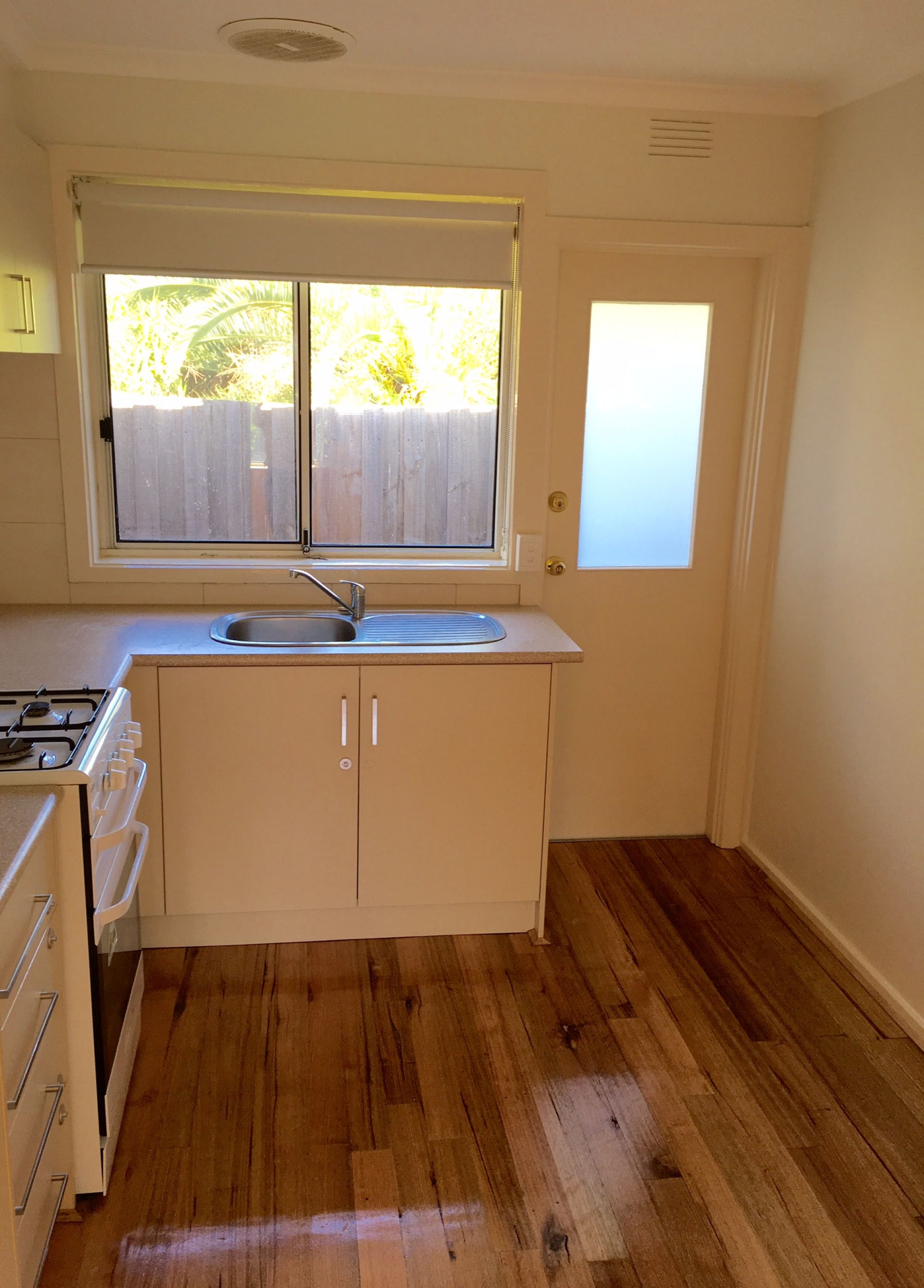 Refurbished unit in the heart of Thornbury