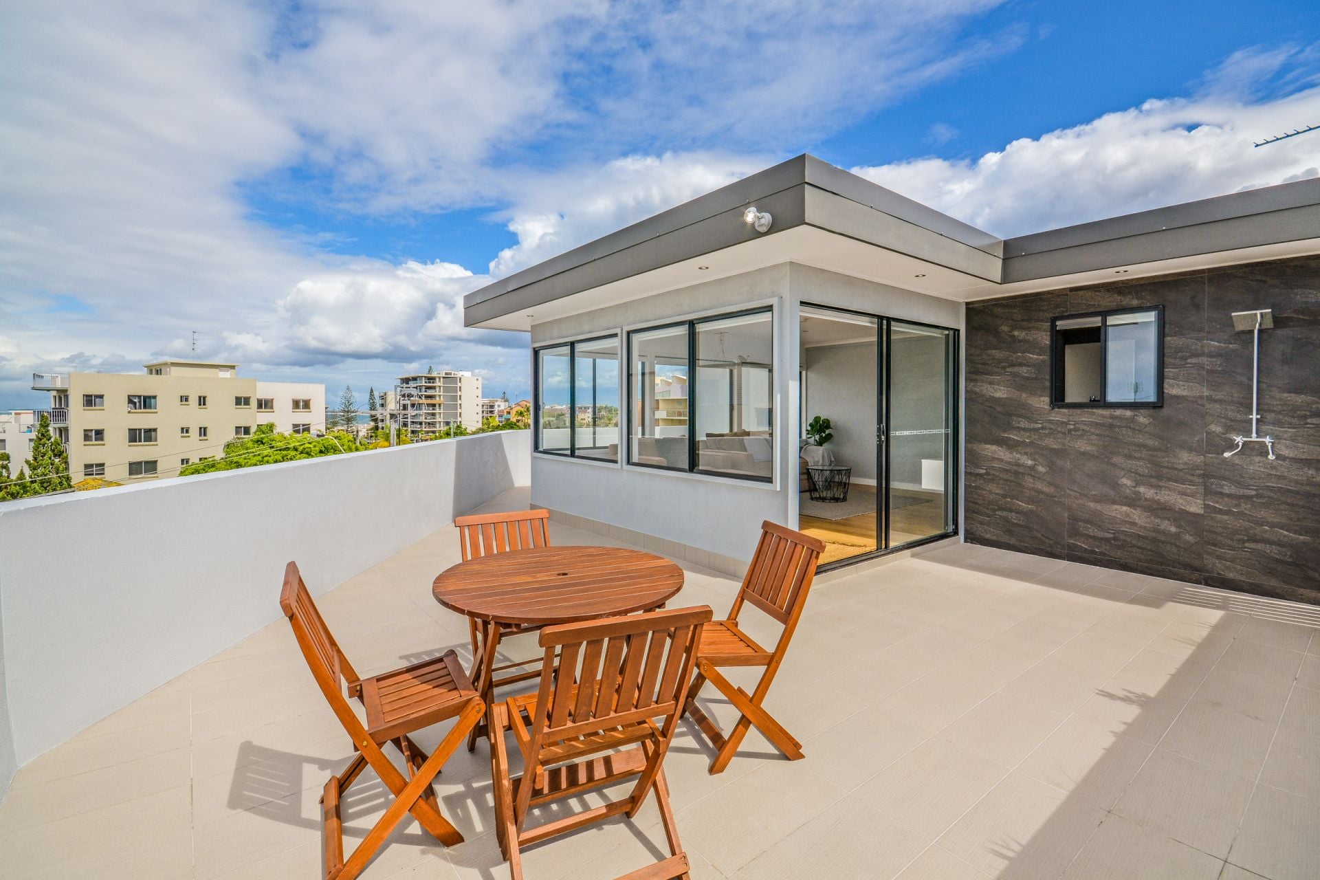 4/13 Moreton Parade Kings Beach QLD, Kings Beach - Thumbnail 6