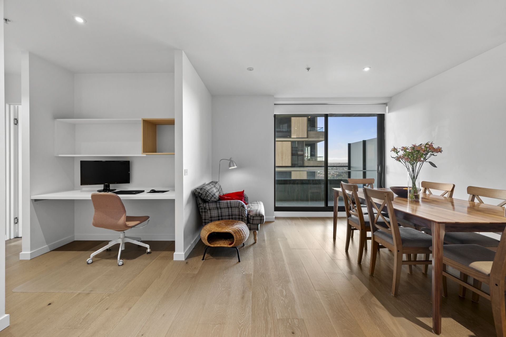 Spacious Apartment with Exclusive Amenities!