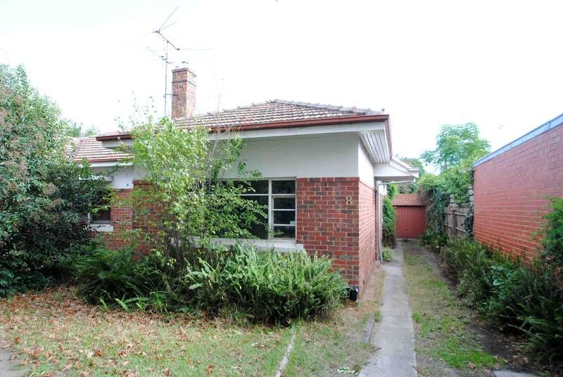 8 Glen Iris Road, Camberwell - Thumbnail 2