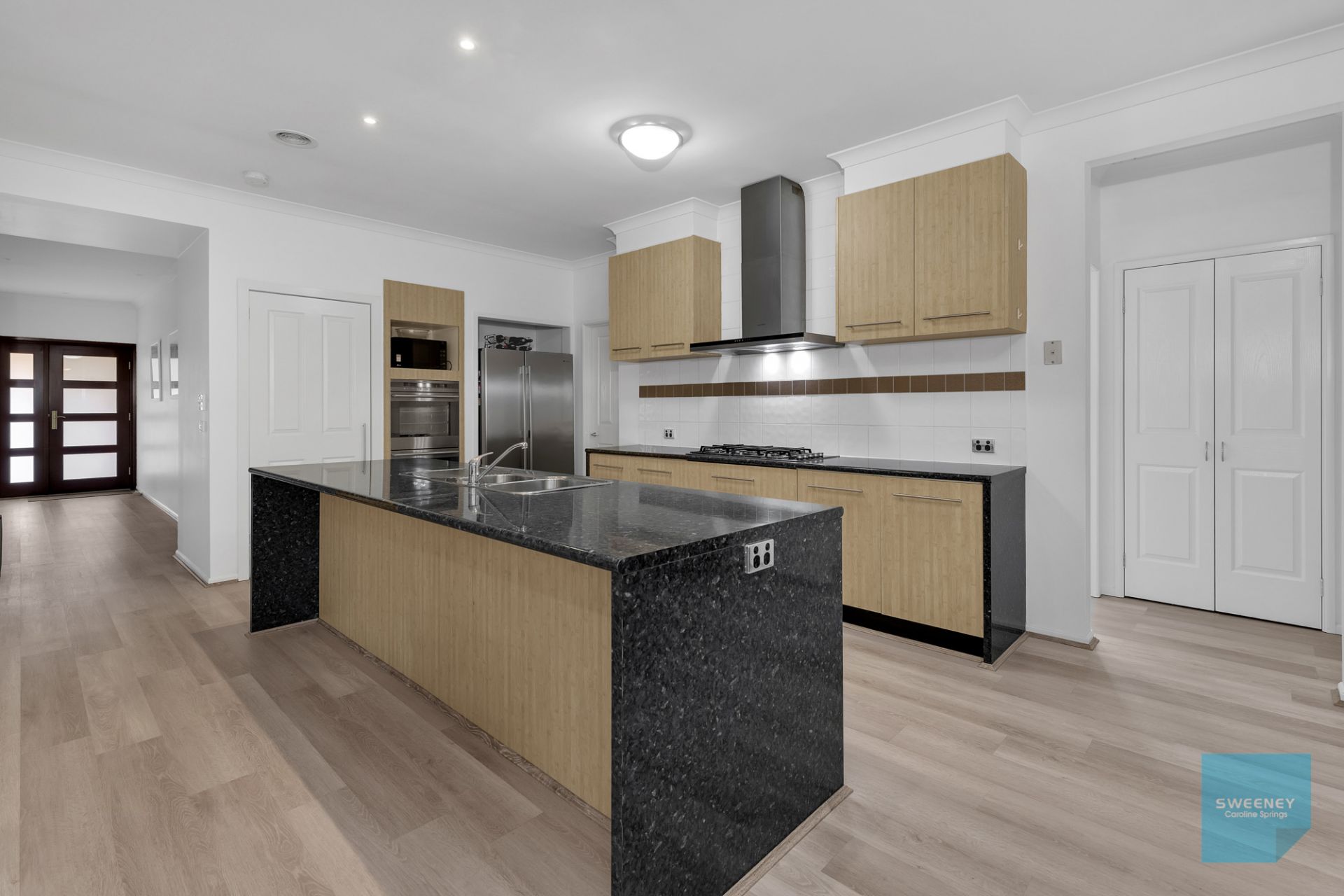 3 Wattlepark Street, Caroline Springs - Thumbnail 6