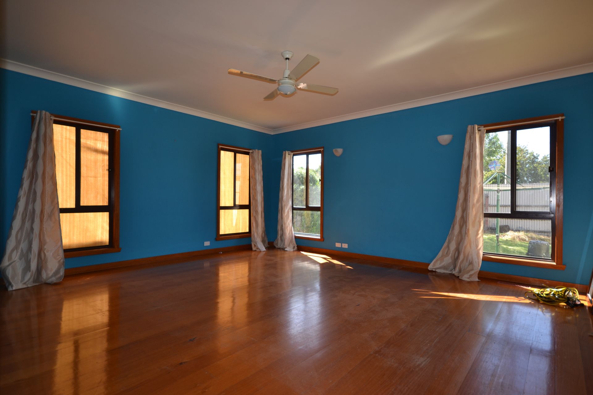 LARGE PLACE TO CALL HOME WITH AN ABUNDANCE OF SPACE!