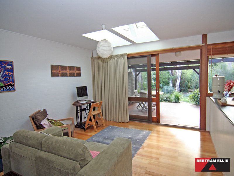 71 Wybalena Grove, Cook - Thumbnail 4