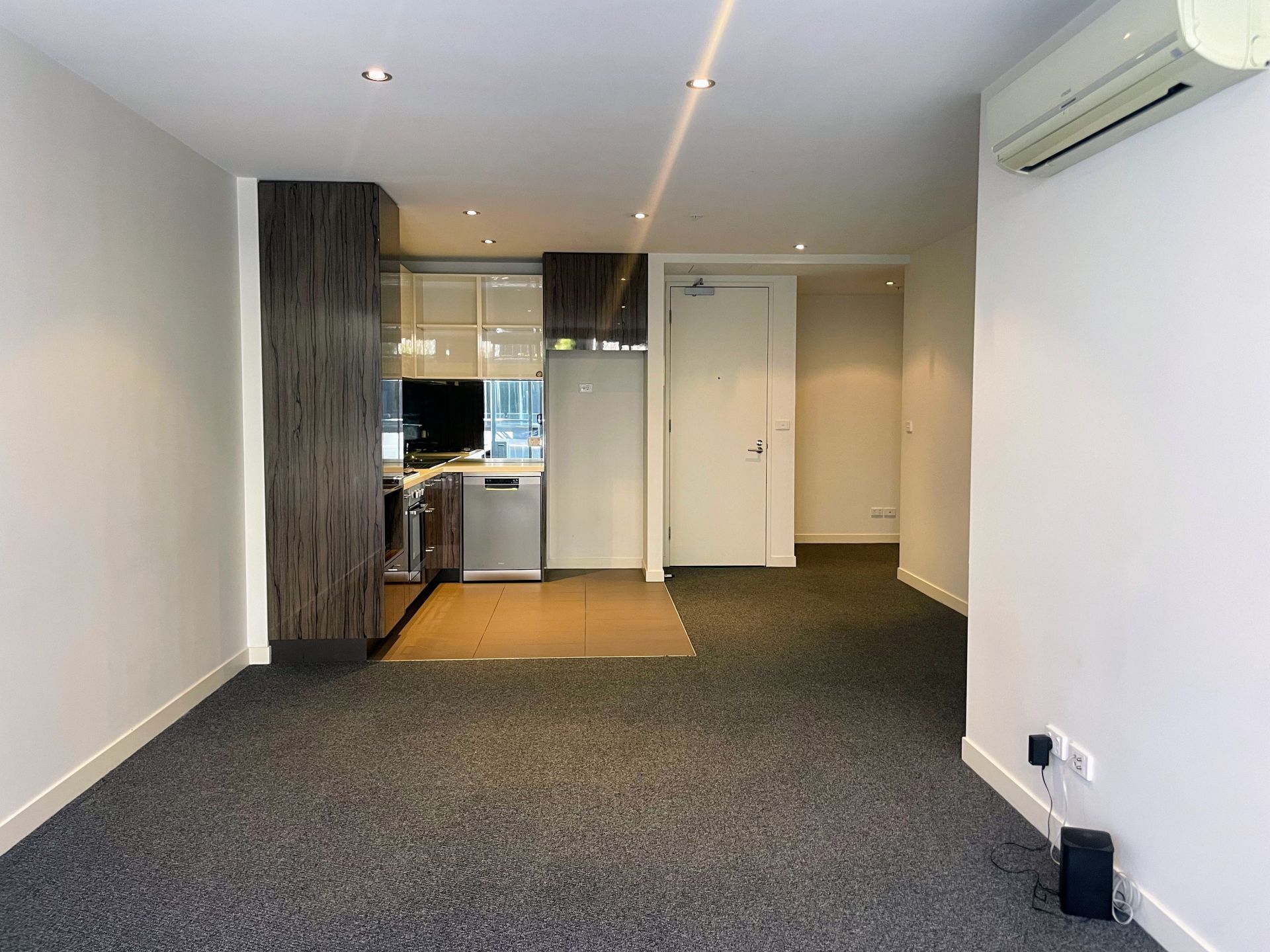 306/20 Garden Street, South Yarra - Thumbnail 5